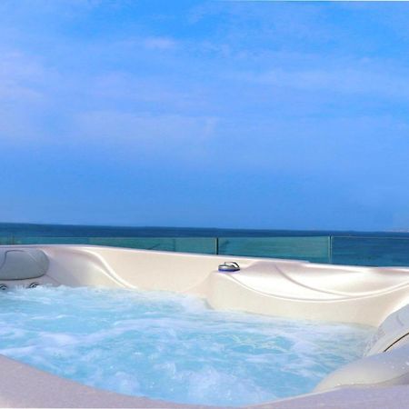 Beach Apartment Thalia With Hot Tub And Sea View Agios Prokopios (Naxos) Exterior foto